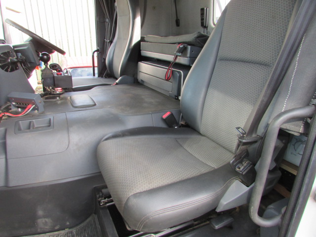 Vehicle Photo 18